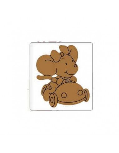 figura de madera ratona en coche Dayka para decorar