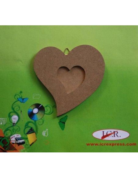 MARCO DE FOTOS CON FORMA DE CORAZON
