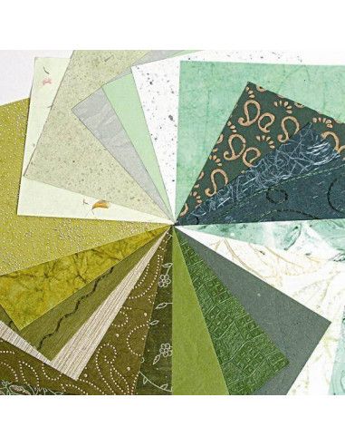 LIBRETA DE PAPELES DEL MUNDO 30 X 30 CM  BLOC DE 16 HOJAS VERDE