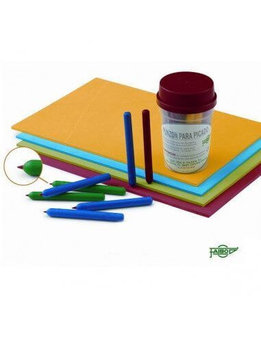 Punzón con punta de plástico para picado escolar