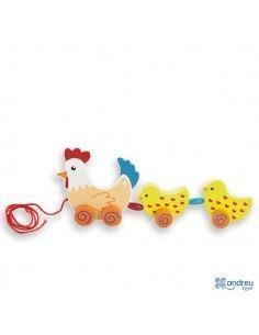 JUEGO PARA EMPUJAR CON FORMA DE GALLINA Y DOS POLLITOS DETRÁS DE LA MARCA ANDREU TOYS