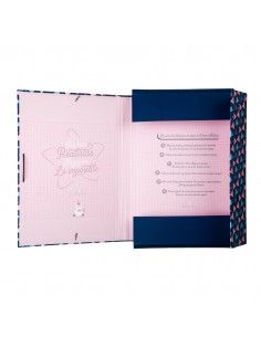 CARPETA CON CIERRE DE GOMA Y 3 SOLAPAS COLOR AZUL MARINO Y TRIANGULOS DE COLOR ROSA DE LOVELY STORY 2