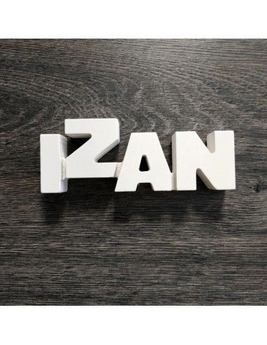 Letrero de madera mdf de nombre izan...