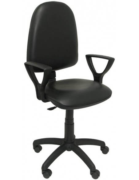 silla de despacho elegante en símil piel