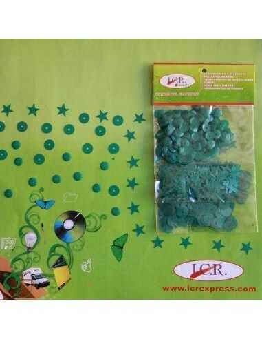 Detalle de lentejuelas en forma de estrella coloridas