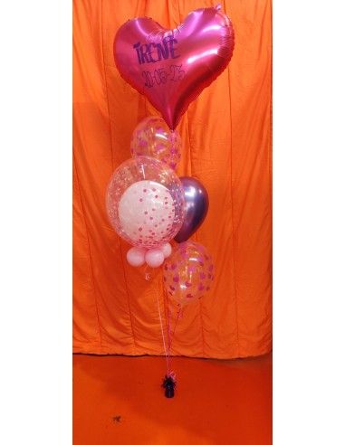 Decoración con ramo de globos corazón...