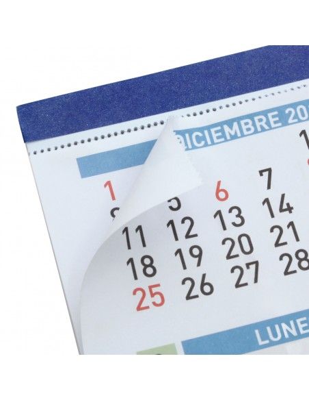 Calendario anual Finocam F92 2026 con colgador superior