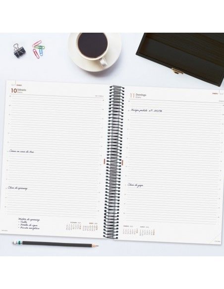 Agenda profesional Finocam 2026 negra resistente y moderna