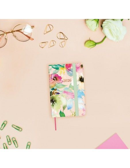 Detalle de interior de la Agenda Finocam Joy F2 Bloom 2026 con diseño floral