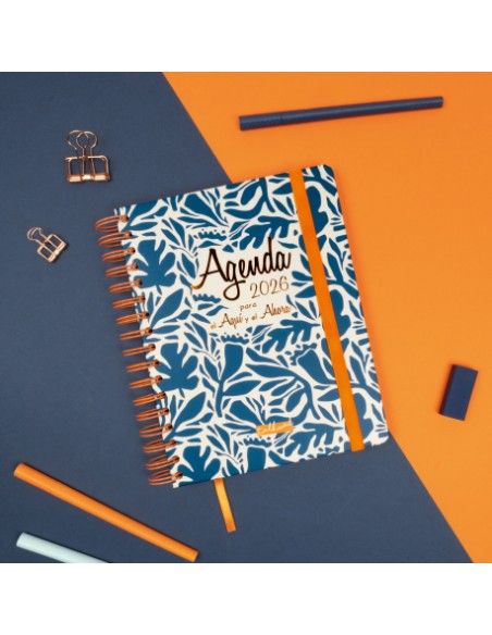 Interior colorido Agenda Talkual 2026 Aquí Finocam con pegatinas