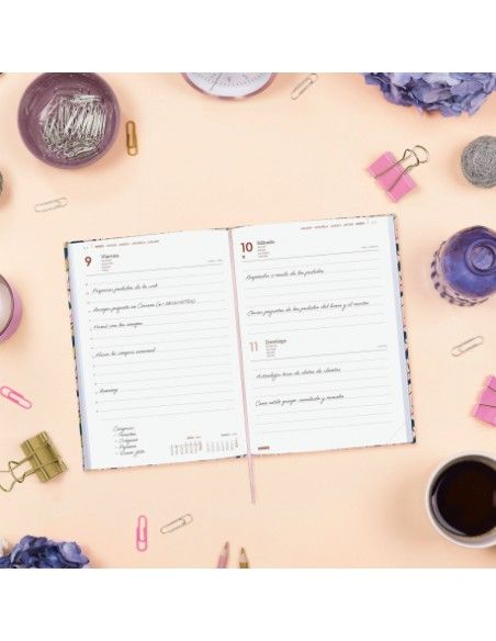 Detalle cinta punto y goma elástica de la Agenda Dynamic Berlín